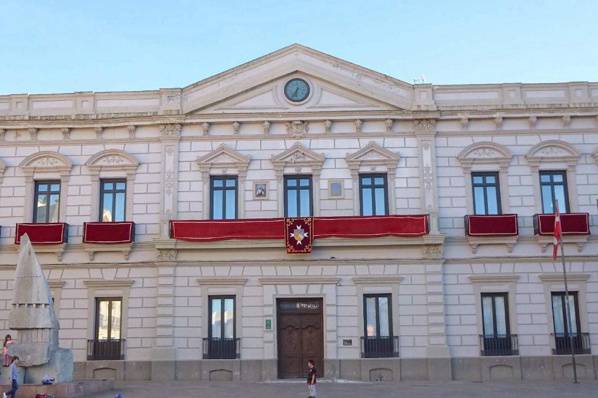 Foto de archivo del ayuntamiento de Alcázar de San Juan (Ciudad Real).