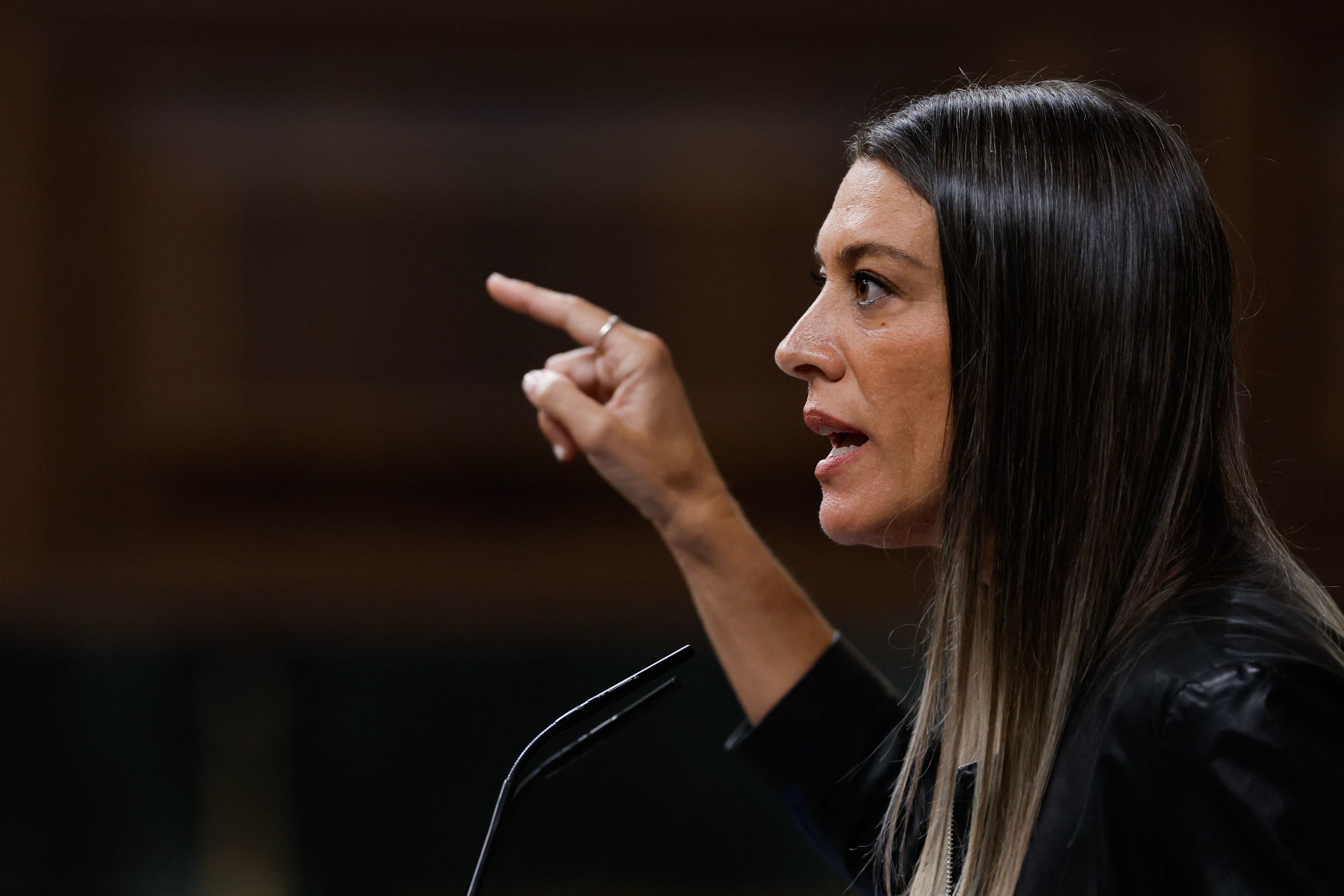 Míriam Nogueras, de Junts, durante su turno de palabra.