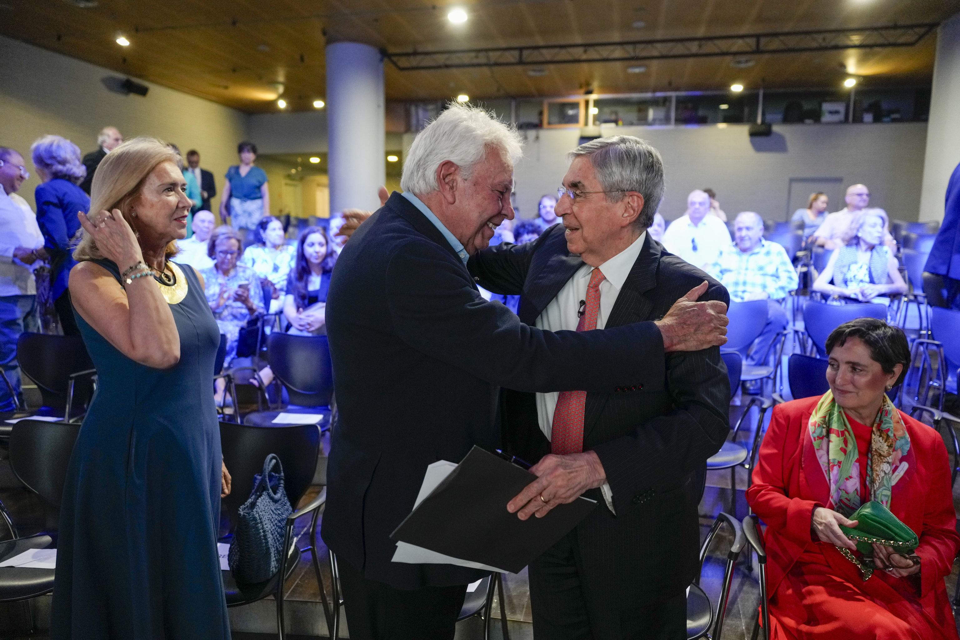 Felipe González, en un acto del Instituto Casla.