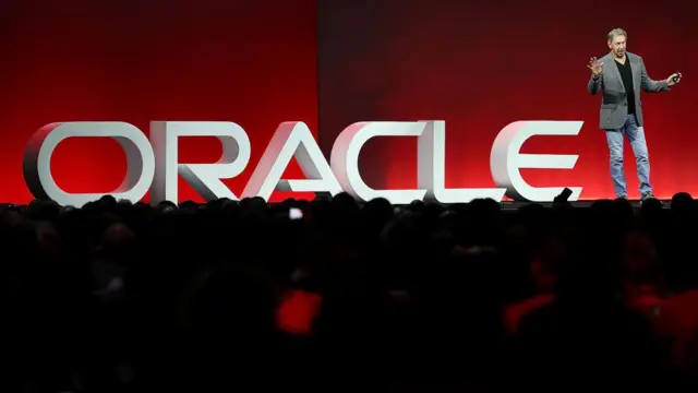 Larry Ellison pronuncia un discurso de apertura durante Oracle OpenWorld el 22 de octubre de 2018 en San Francisco, California.