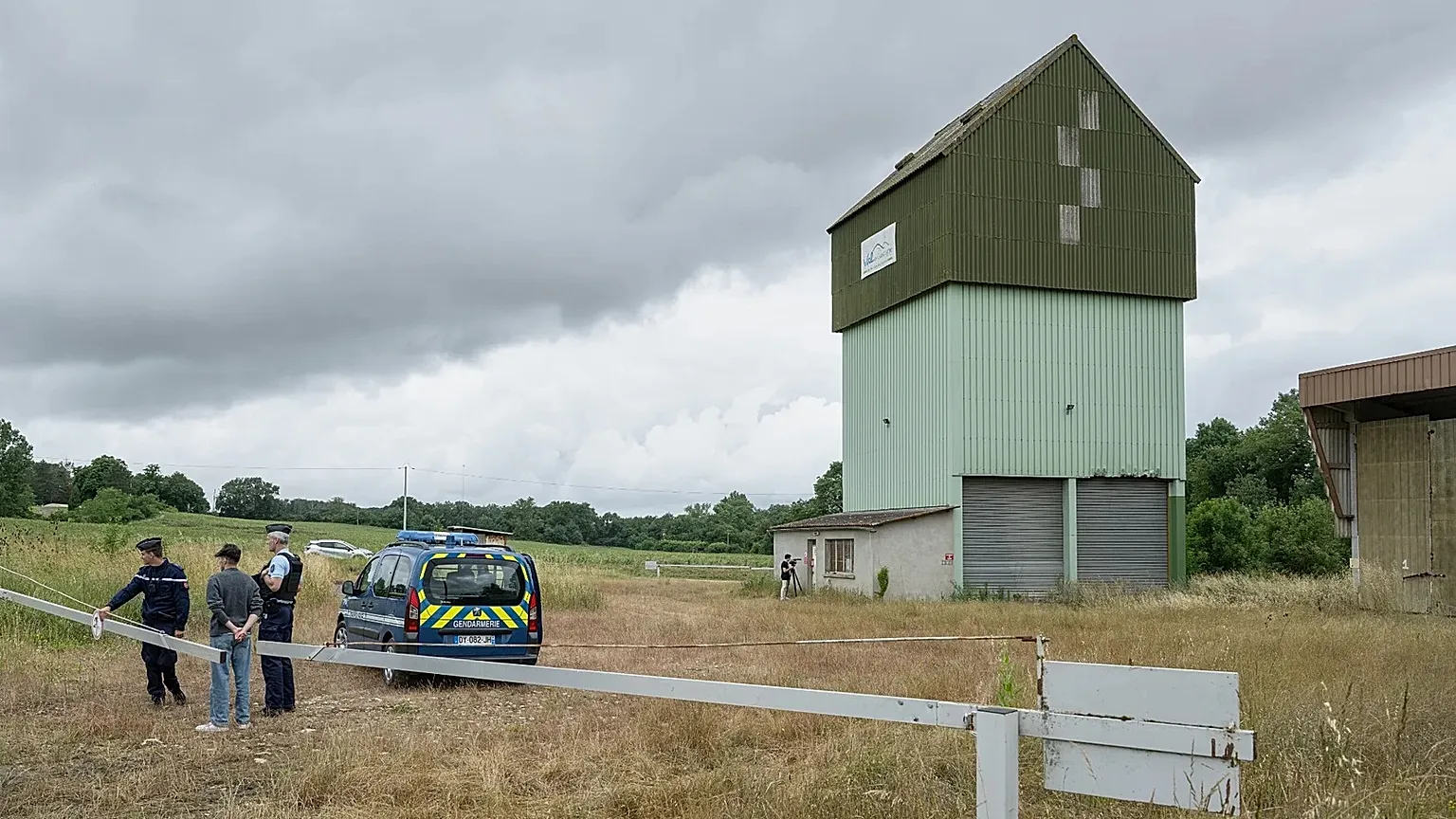 French police guard a farm silo where a body was found during the search to find missing 11 year-old girl Lyhanna in Puycasquier, 5 June, 2026
