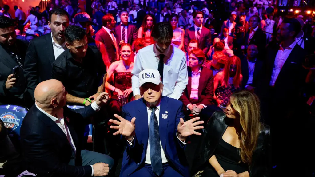 Donald Trump, durante el UFC Freedom 250 celebrado en la Casa Blanca.