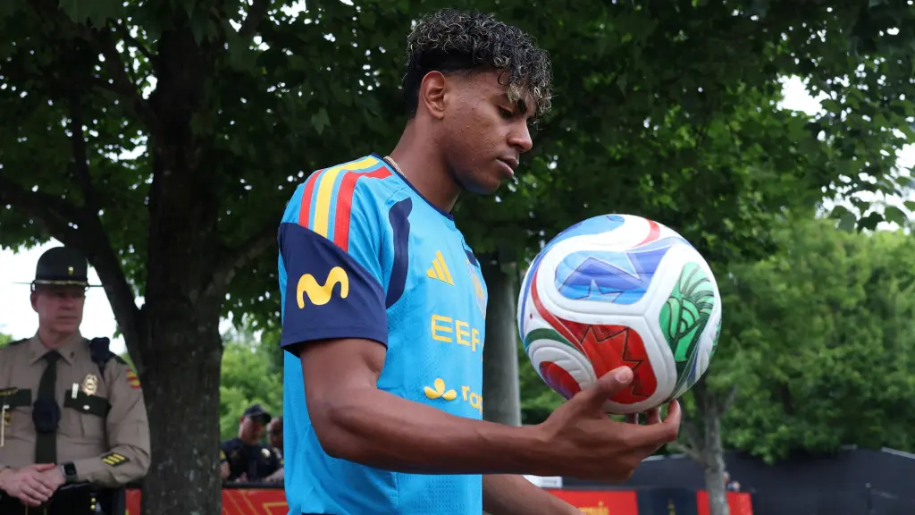 Lamine Yamal, antes de un entrenamiento.