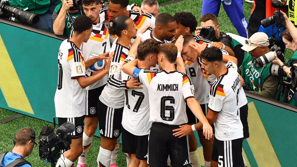 Los jugadores de Alemania celebran uno de sus goles ante Curazao.