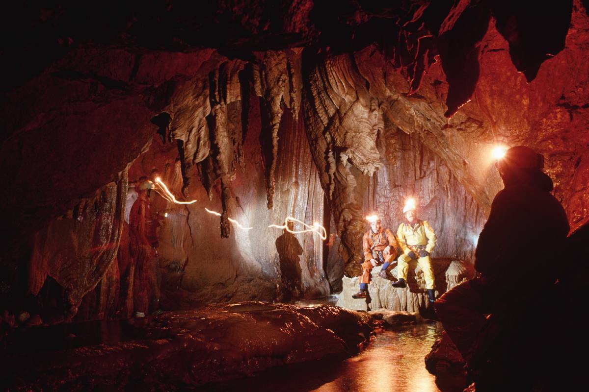 Interior de las cuevas de Valporquero, en una imagen de archivo