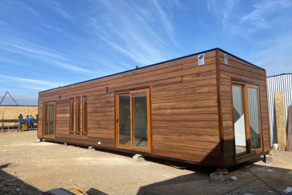 Las nuevas formas de vivienda llegan a España. Las casas prefabricadas son cada vez más comunes ante el bajo coste que estas tienen.