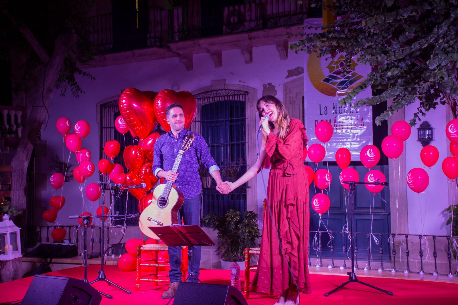 Foto: No es San Valentín, pero sí la Noche Romántica en algunos pueblos de España. (Cortesía)