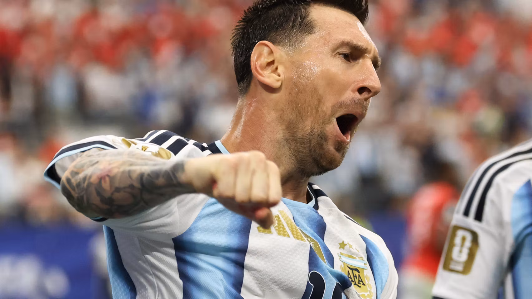 Leo Messi celebra su gol ante Austria. 