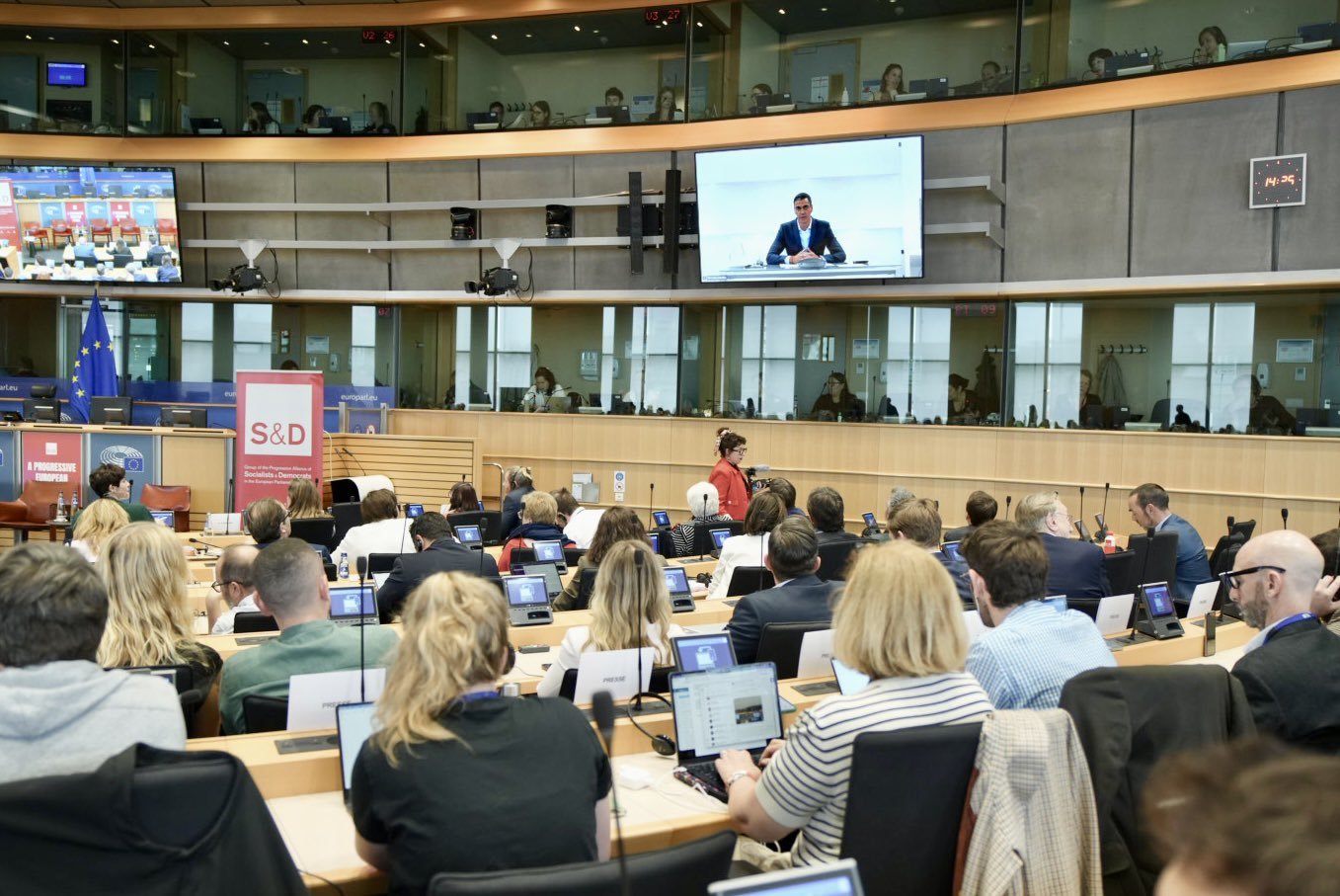 Momento de la intervención del presidente del Gobierno, Pedro Sánchez, en el Parlamento Europeo.