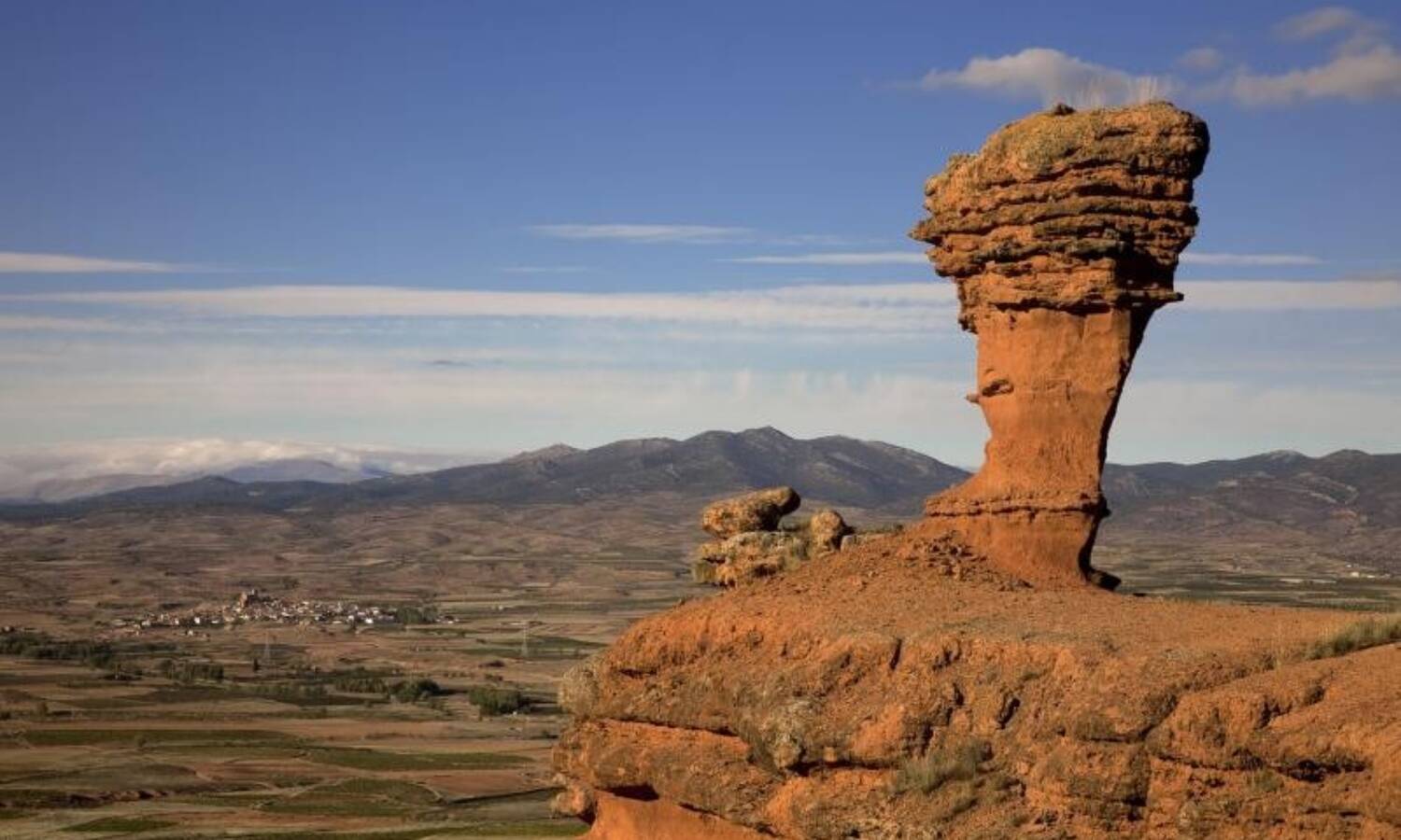 Foto: El lejano oeste aragonés un paisaje de gran belleza con curiosas formas geológicas. (Ayuntamiento de Calatayud/Juan José Ceamanos)