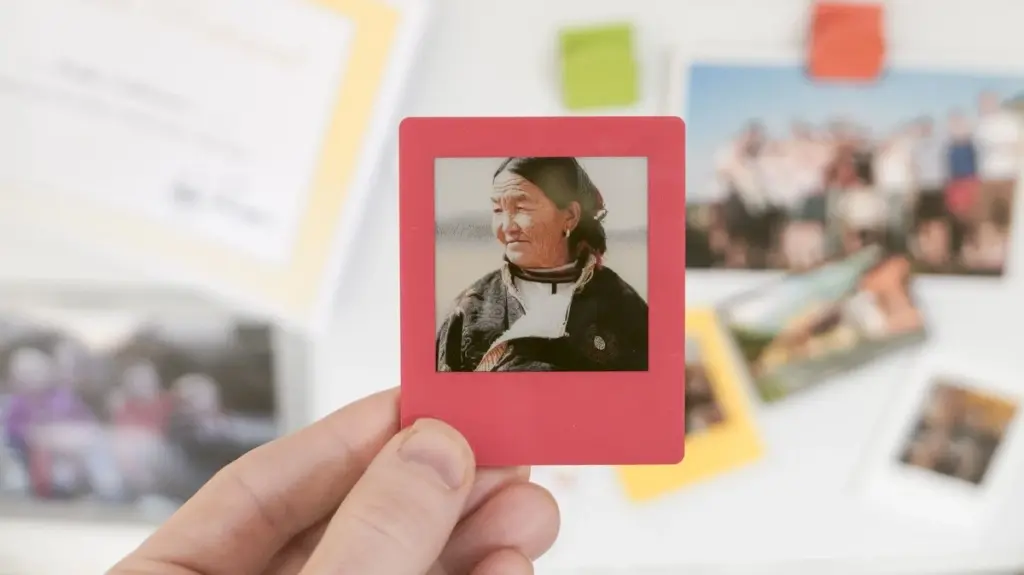 Adiós a fotos viejas: usa Vidabay Snap con E Ink para tu nevera