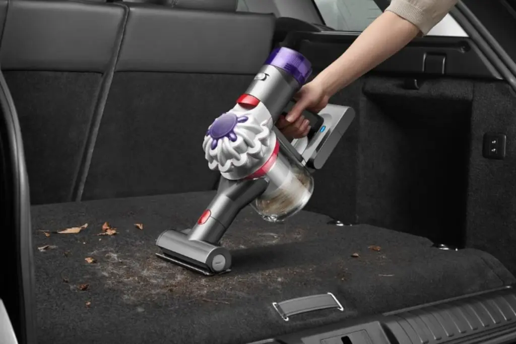 Adiós a la calima en tu coche: el secreto de Dyson Car+Boat para un interior como nuevo