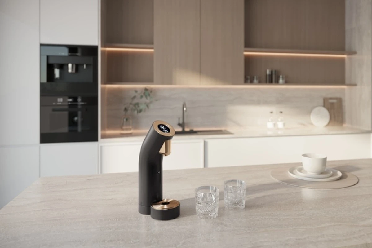 Adiós a las botellas: Brita Cube Cool de BRITA purifica tu agua en 1 toque - image 1