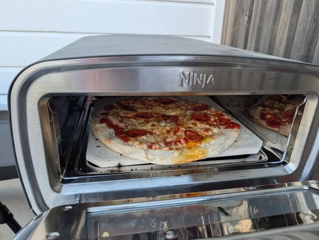 Adiós al horno de leña: así es la Ninja Artisan que arrasa en España
