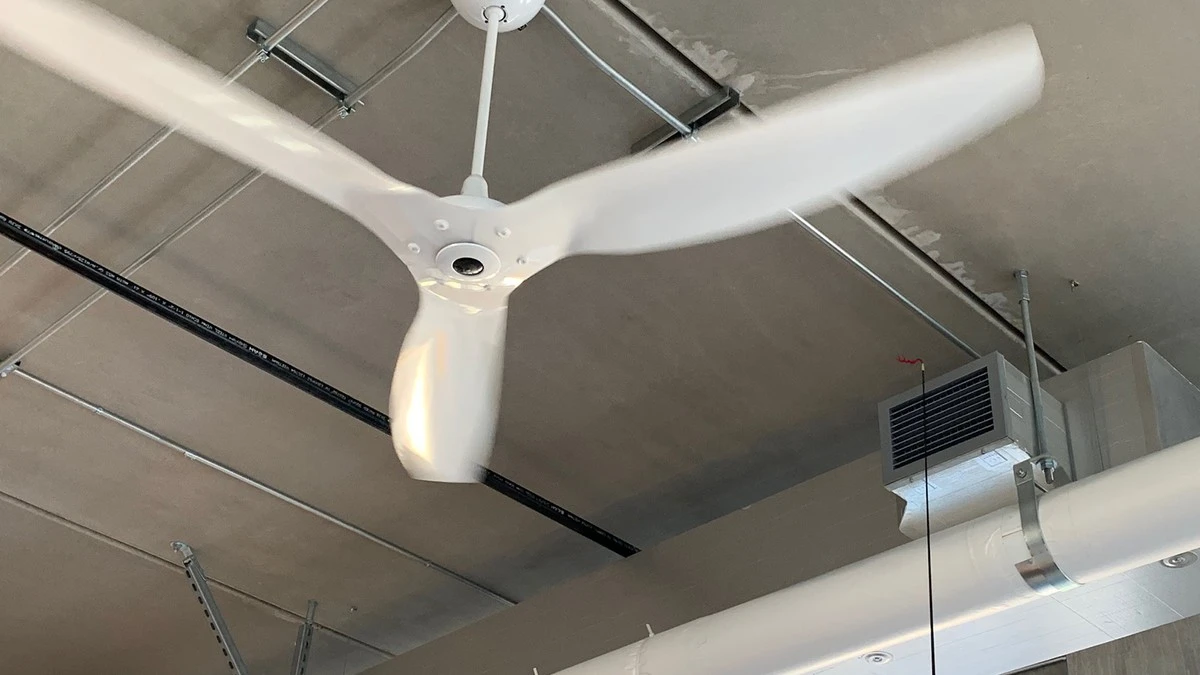 Ahorra un 30% de luz: el truco del Ventilador de techo y el Acondicionador de aire (AC) - image 1