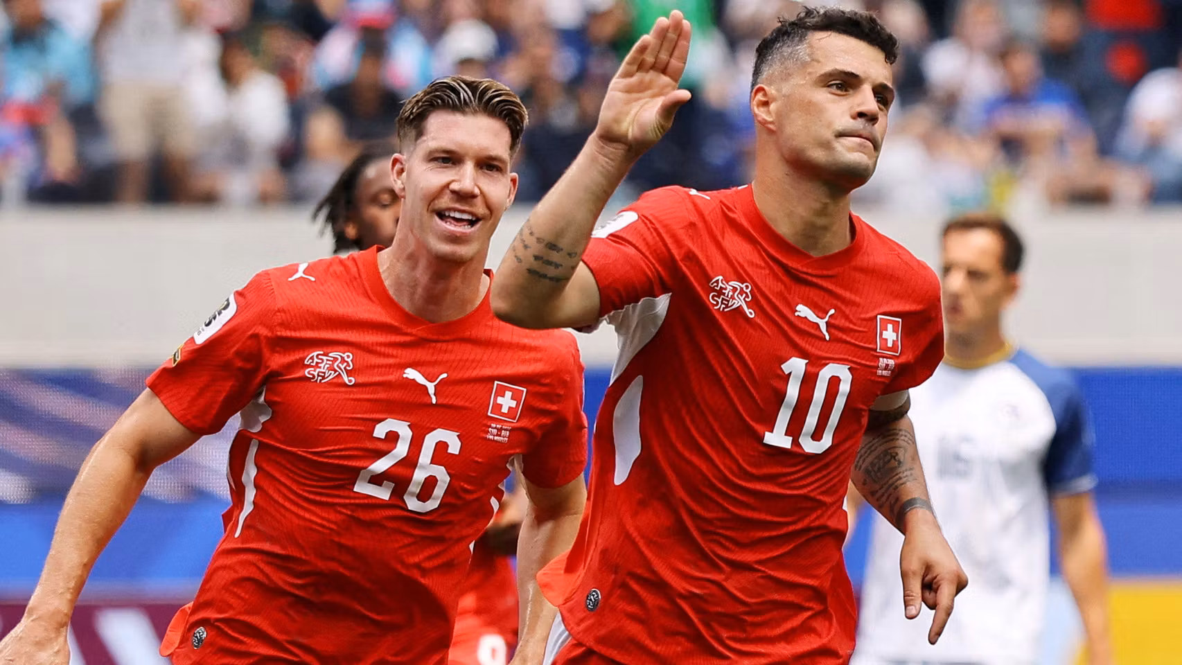 Xhaka, durante el partido ante Bosnia.