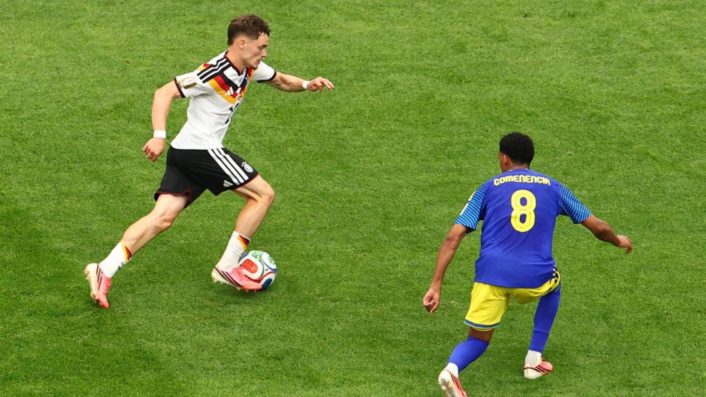 Comenencia durante el partido contra Alemania.