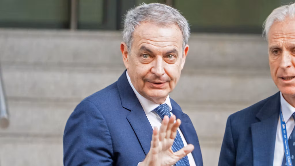 El expresidente del Gobierno José Luis Rodríguez Zapatero a su llegada a la Audiencia Nacional este miércoles.
