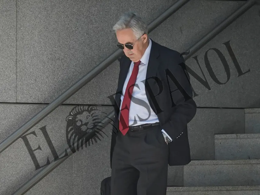 El juez José Luis Calama, saliendo de la Audiencia Nacional.