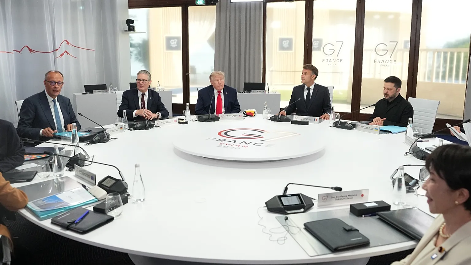 Friedrich Merz, Keir Starmer, Donald Trump, Emmanuel Macron, Volodymyr Zelenskyy and Sanae Takaichi at the G7 summit in Evian-les-Bains, France, June 16, 2026