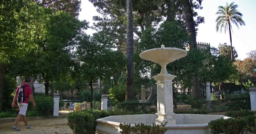 Calor en Sevilla: el truco de Juan Talavera para bajar 5 grados sin luz