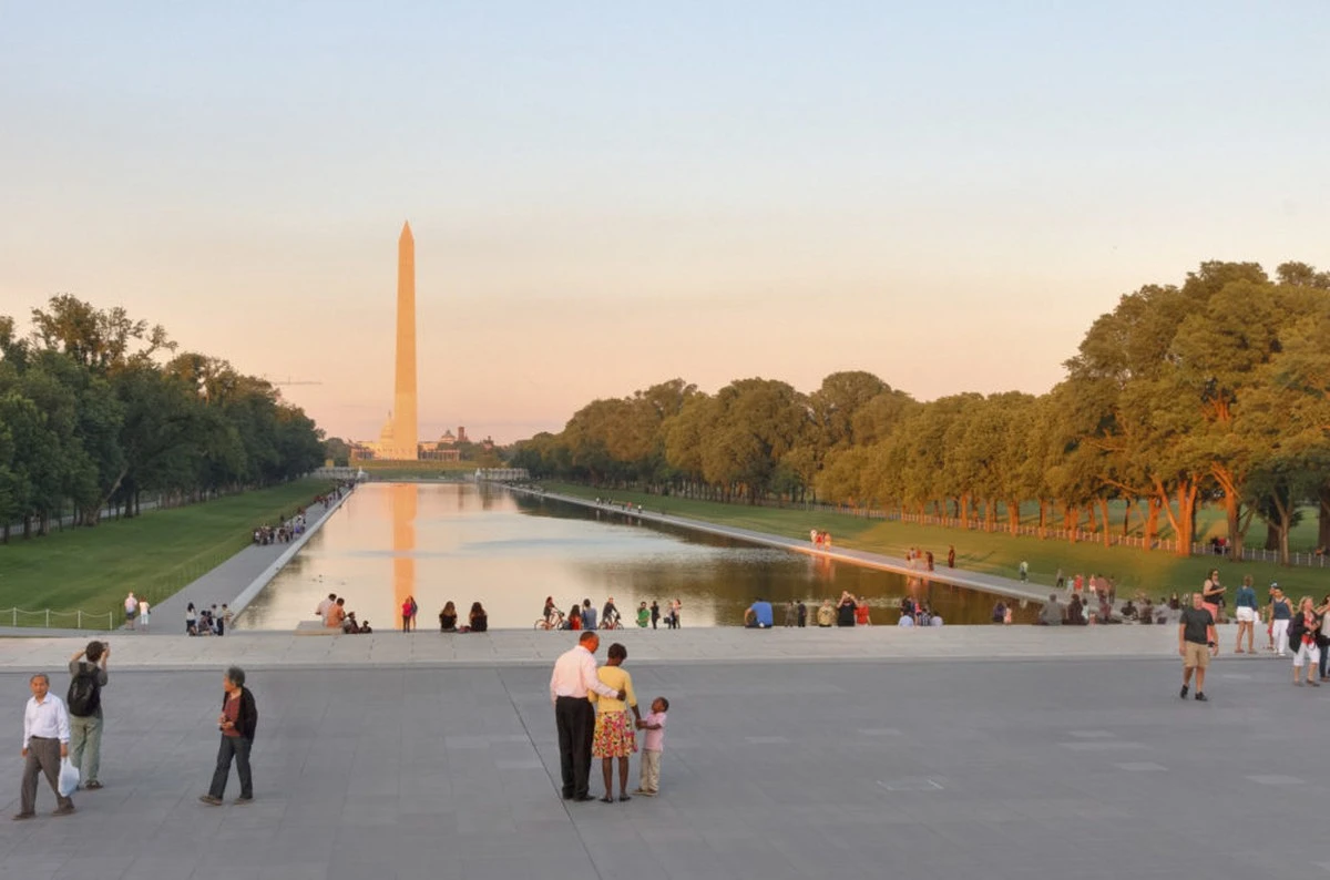 Crisis en el Monumento a Lincoln: Stephanie Sy y PBS NewsHour revelan la verdad - image 1