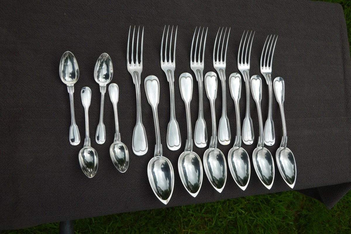 Cubiertos de plata: por qué el valor aumentó y cómo venderlos en Tradera - image 1