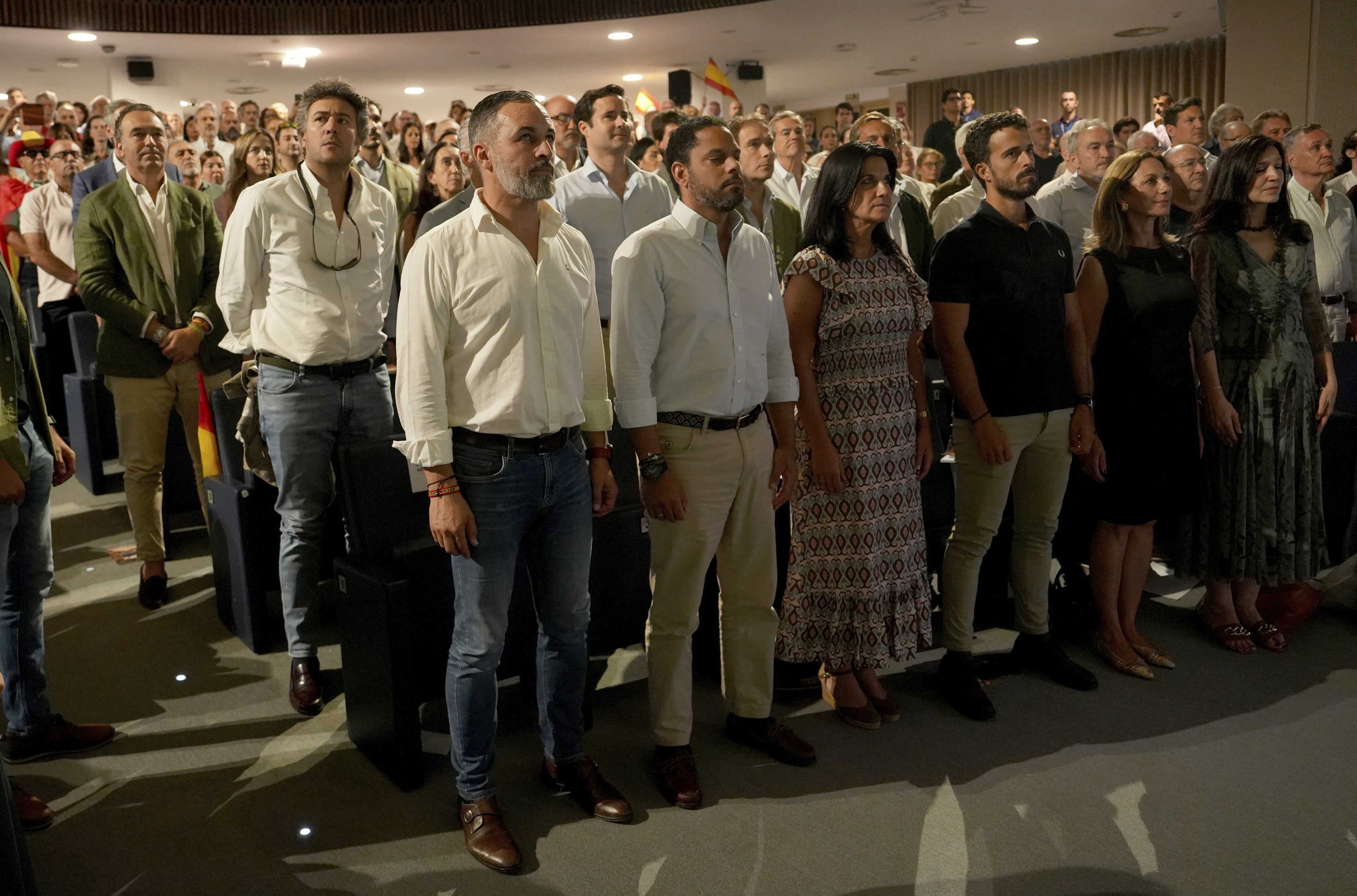 Los dirigentes de la cúpula Vox Santiago Abascal, Ignacio Garriga, María Ruiz, Carlos Hernández Quero y Reyes Romero, ayer en Madrid