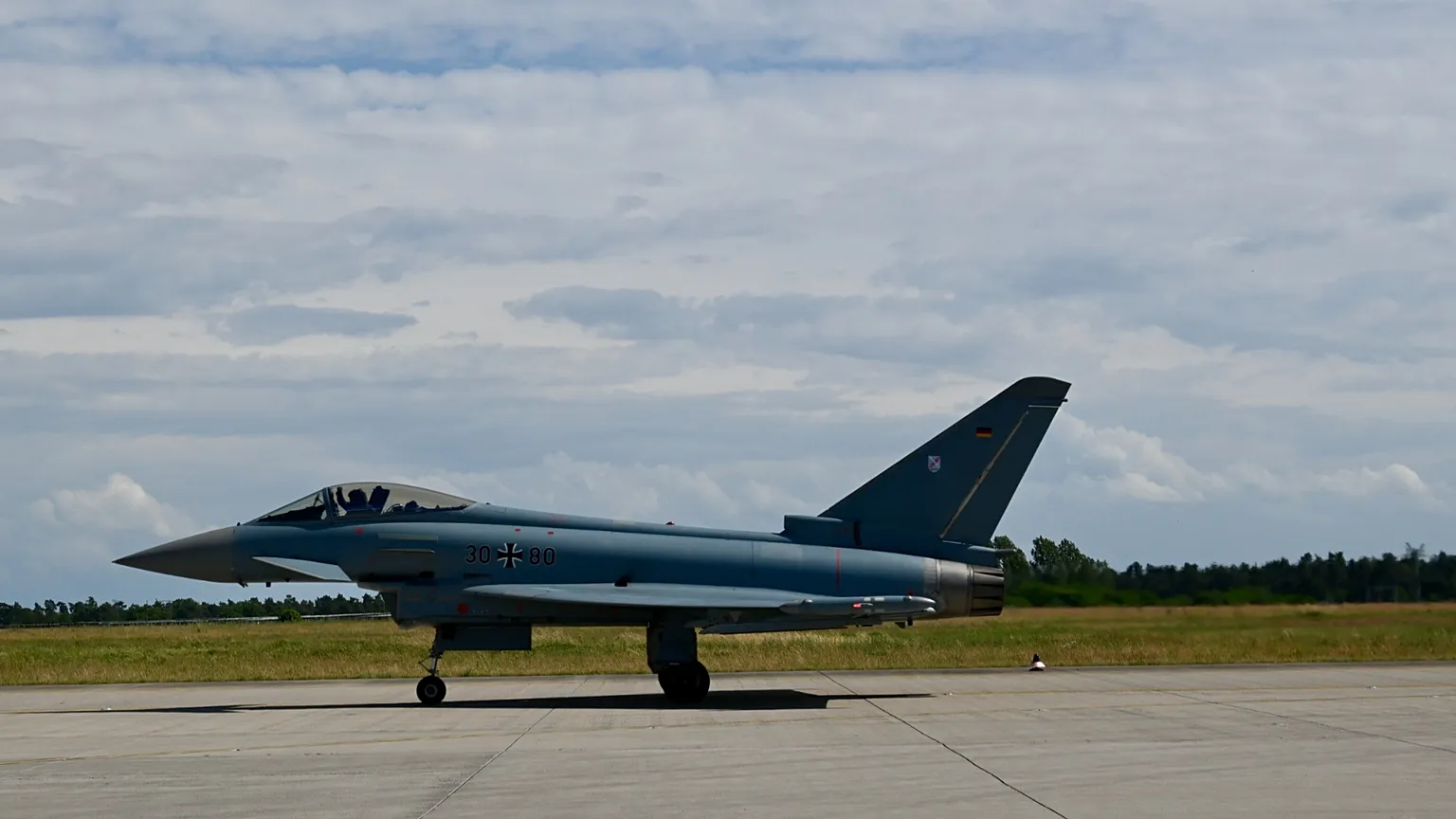 A Eurofighter pilot waving at the ILA 2026, 13.06.2026