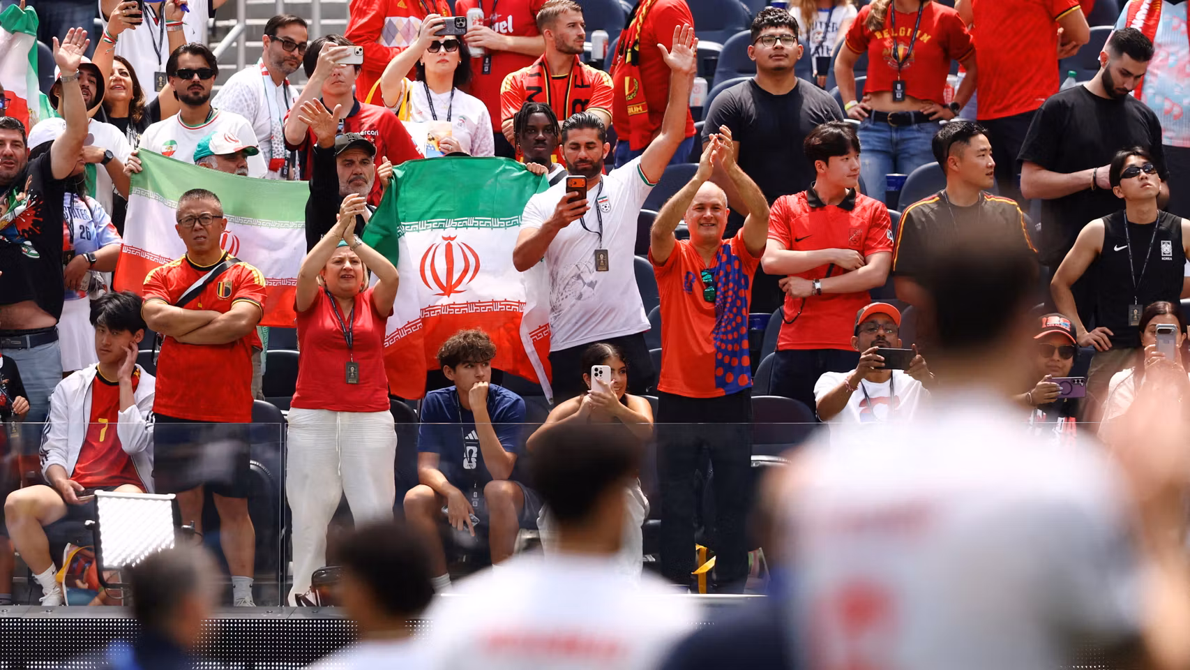 Aficionados iraníes, en las gradas del Mundial.