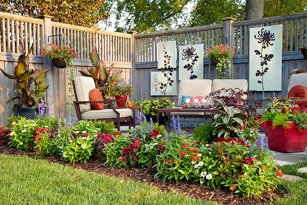 Jardín impecable bajo el sol: 5 plantas con flor que no mueren en verano - image 1