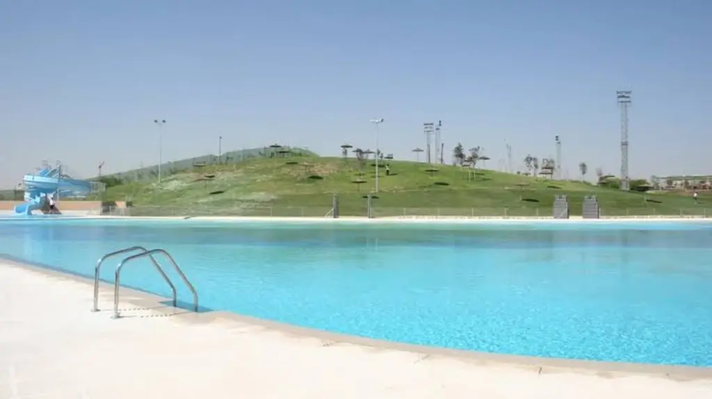 La Playa de Parla: el oasis de agua salada en Parla desde 1 euro