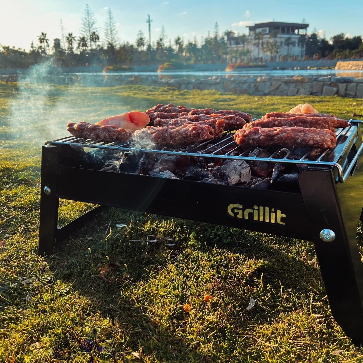 Lidl y su barbacoa de cubo de carbón: el secreto para asados perfectos - image 1