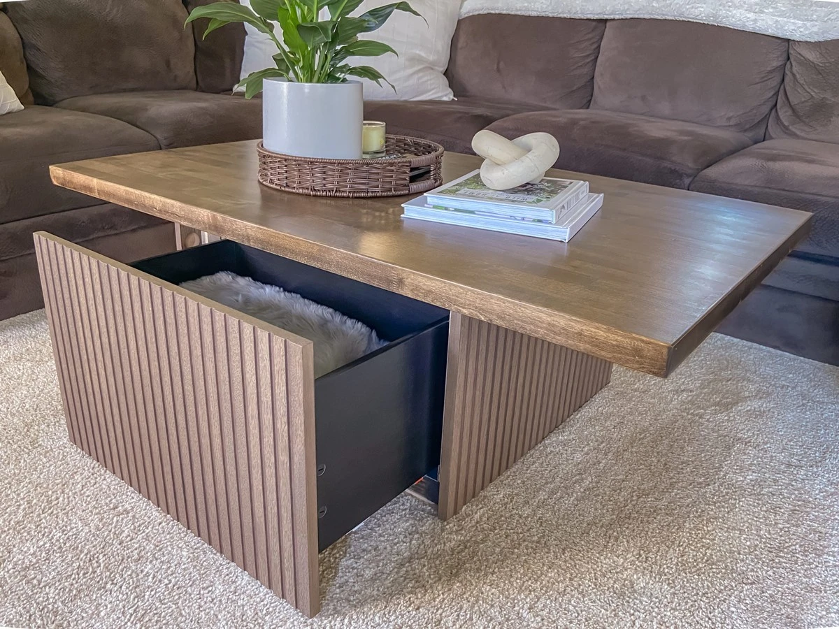Mesa de centro de lujo con IKEA: el truco del bol para un salón de revista - image 1
