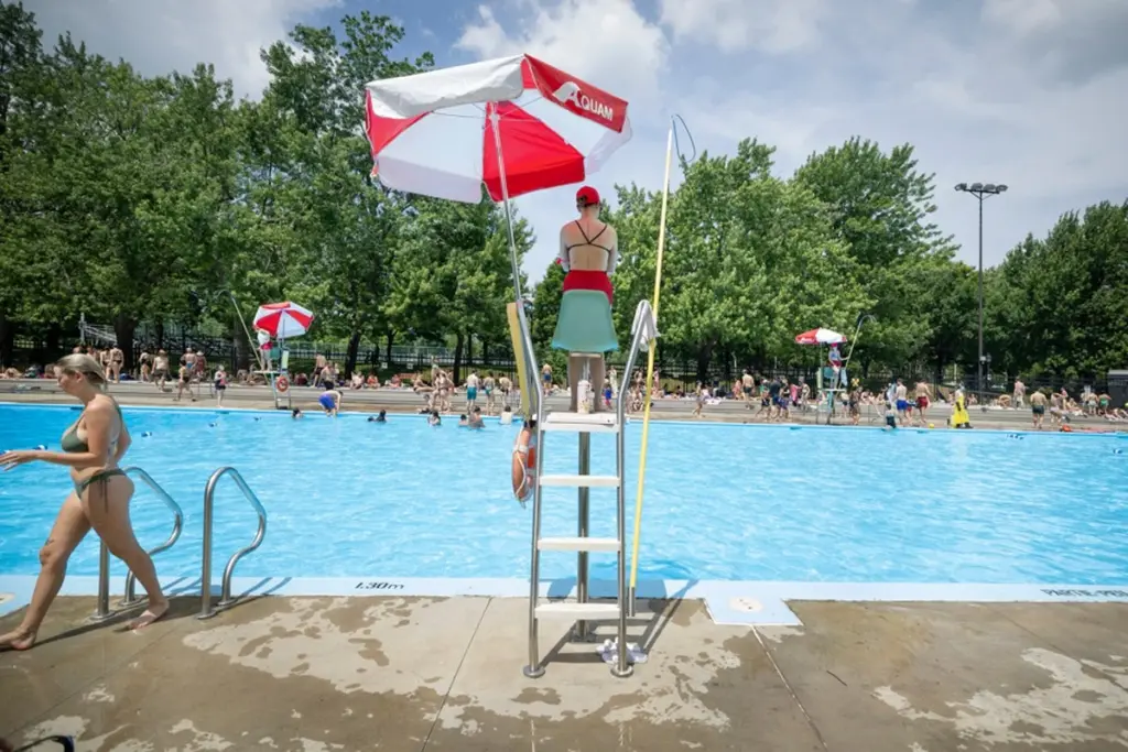 Ola de calor en Montréal: el truco para hallar la piscina vacía en 2 minutos