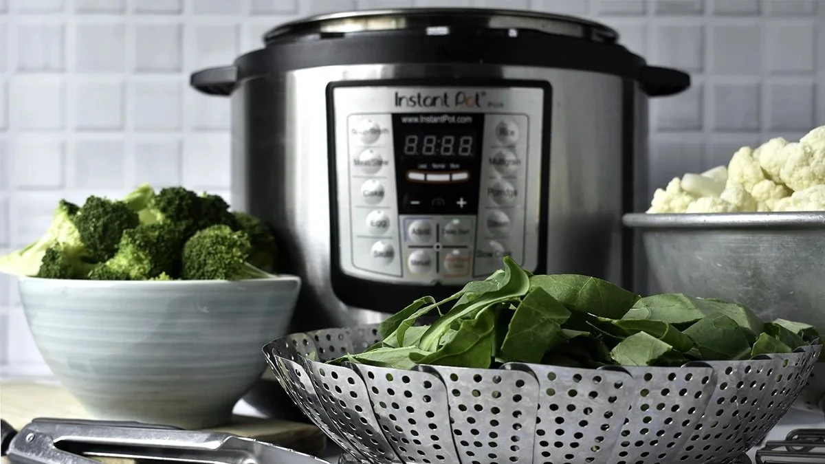 Olla a presión sin salpicaduras: el truco del aceite para tu cocina - image 1