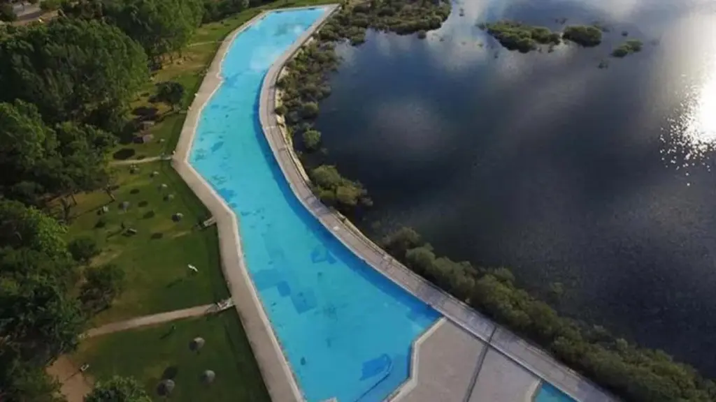 Piscina de Riosequillo sin colas: el truco digital para disfrutar del Embalse de Riosequillo