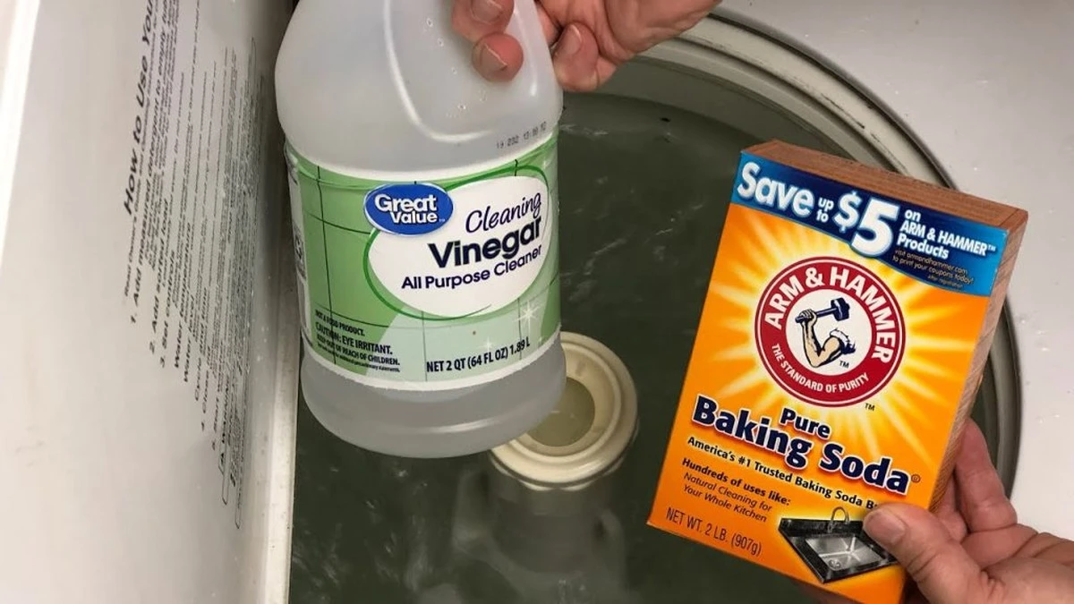 Ropa impecable y sin cal: usa vinagre blanco de alcohol en tu lavadora así - image 1