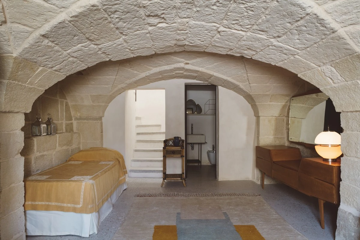 Ruina de 1930 en Apulia: Nathan Williams la transformó en un refugio de ensueño - image 1