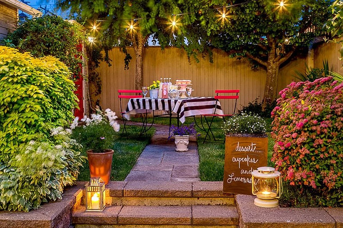 Terraza perfecta este verano: el truco de la linterna para un oasis mágico - image 1