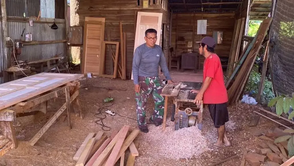 Veterano del TNI Angkatan Darat revela cómo Muttain multiplicó sus ingresos tras jubilarse