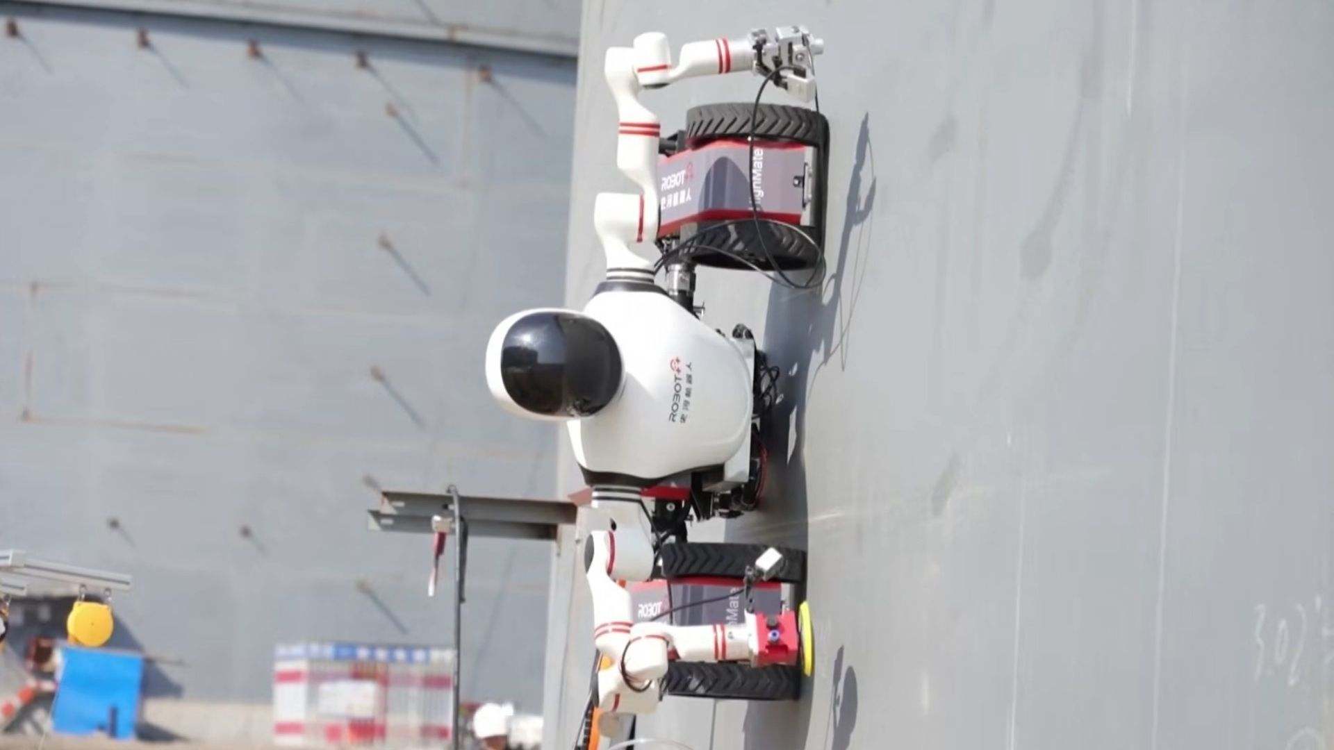 Así es el robot Spiderman de China que está revolucionando la construcción y los trabajos en altura