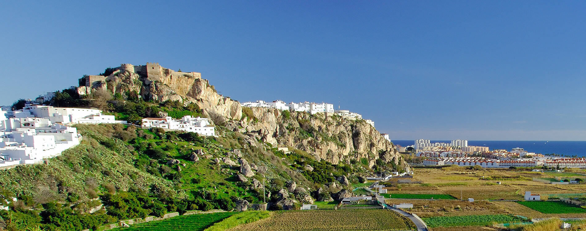 Foto: El pueblo blanco que es la joya de la Costa Tropical. (Diputación de Granada)