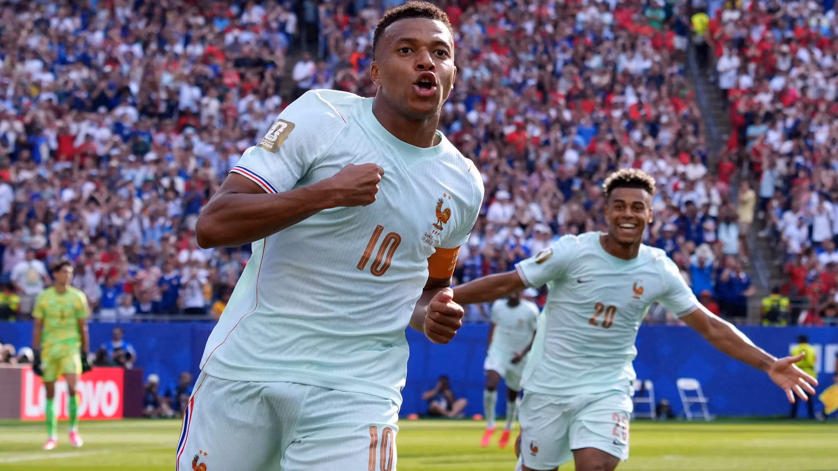 Kylian Mbappé celebra su gol en cuartos de final ante Marruecos.