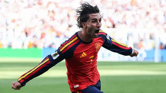 Ferran Torres se convirtió en el héroe español al marcar el gol de la victoria.