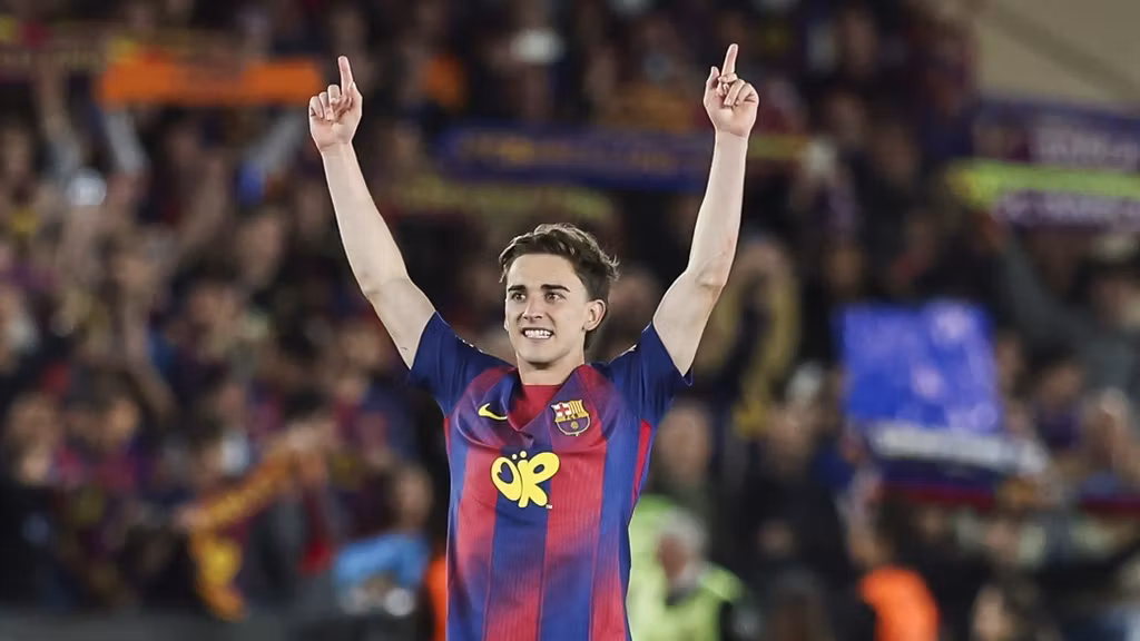 Gavi durante un partido con el FC Barcelona