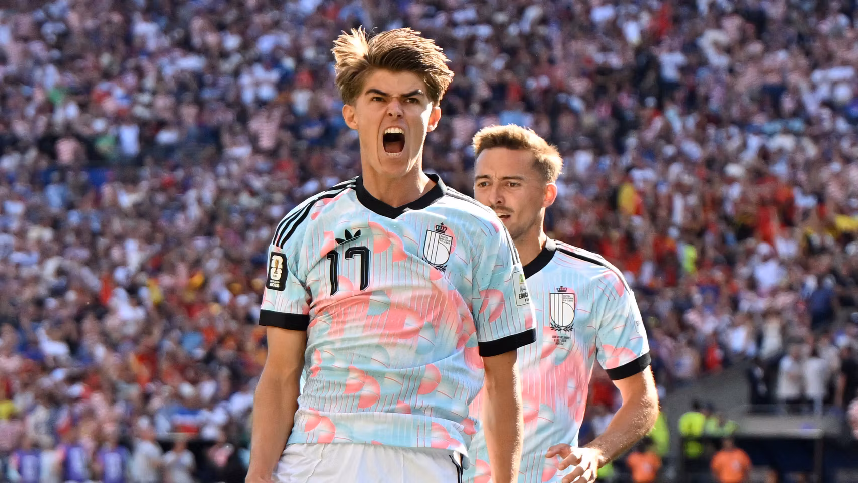 De Keteleare celebra uno de sus goles contra Estados Unidos.