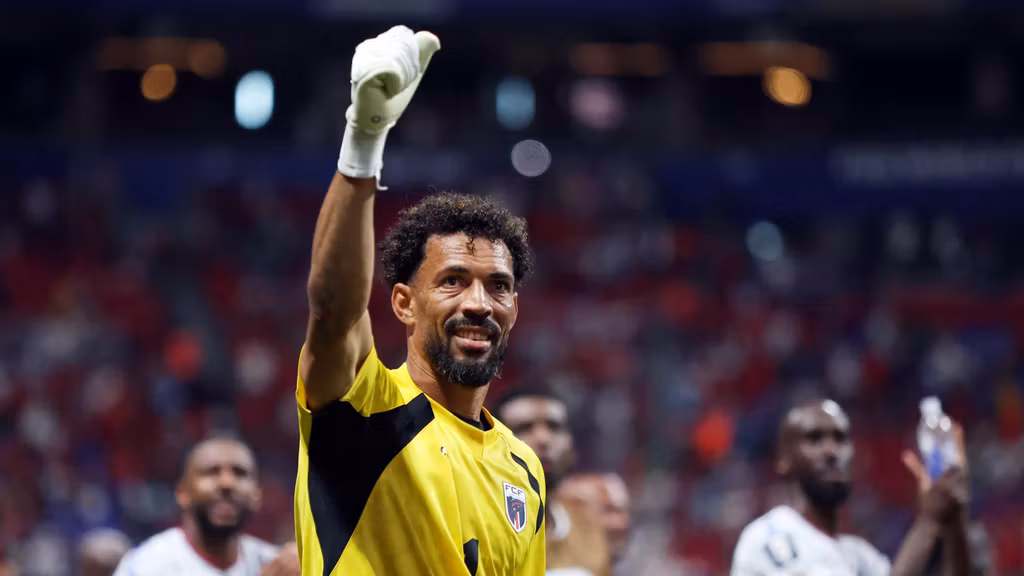 Vozinha celebrando el empate de Cabo Verde ante España.