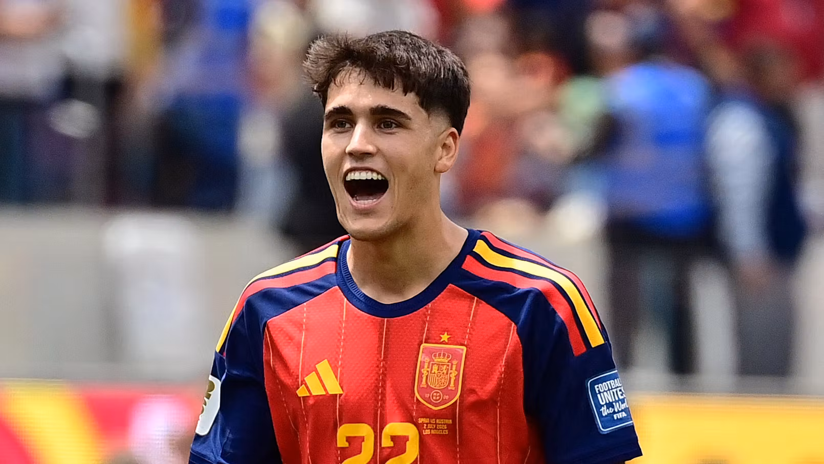 Cubarsi en un partido con España. 