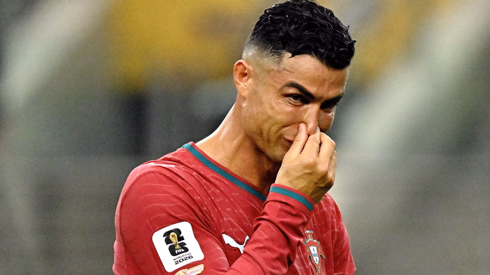 Cristiano Ronaldo llora tras la eliminación ante España en el Mundial.